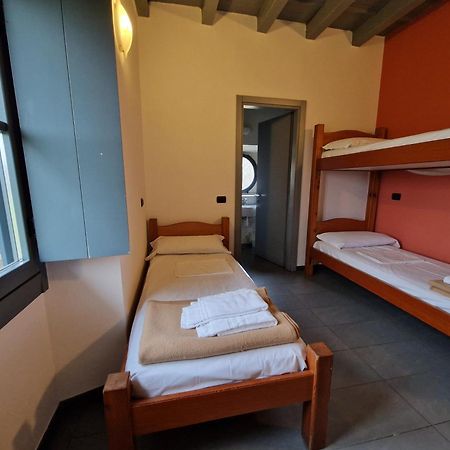 B&B E Ostello, Parco Di Monza, Cascina Costa Alta Exterior photo
