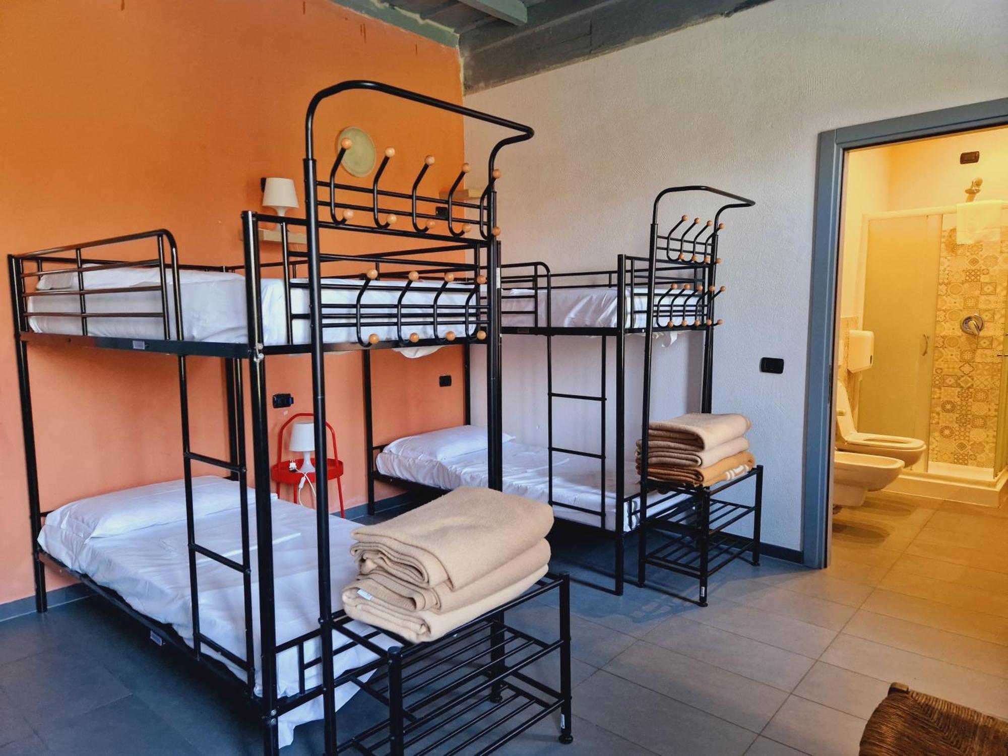 B&B E Ostello, Parco Di Monza, Cascina Costa Alta Exterior photo
