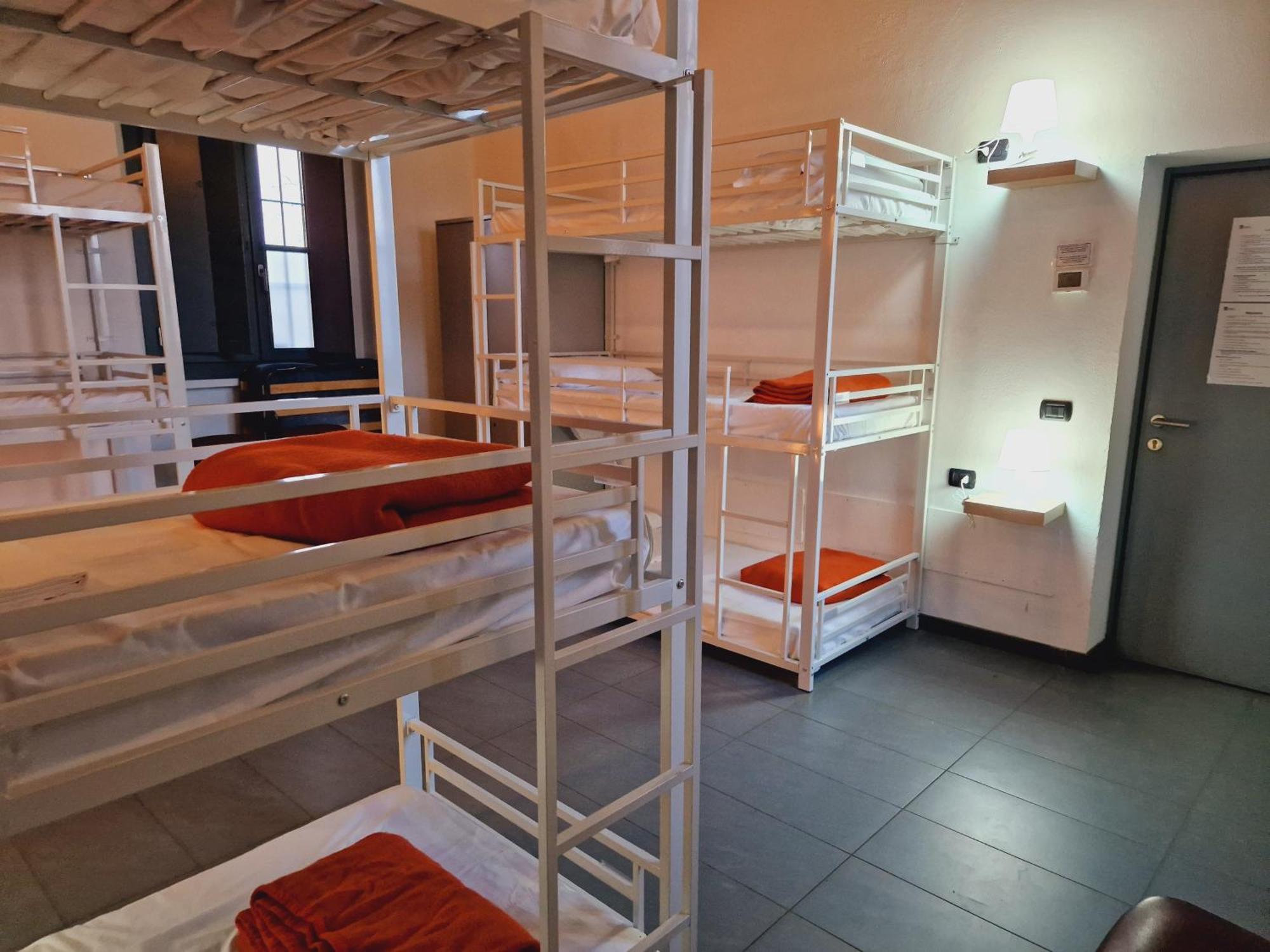 B&B E Ostello, Parco Di Monza, Cascina Costa Alta Exterior photo
